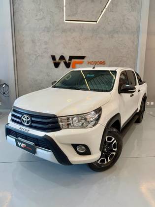 TOYOTA HILUX 2.8 STD 4X4 CD 16V DIESEL 4P MANUAL